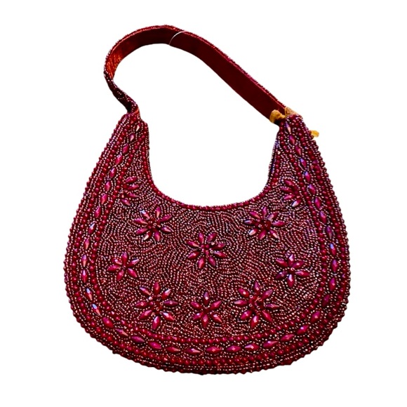 NWT ⚜️♥️⚜️ From India to you Gorgeous Burgundy Floral Beaded Purse - Picture 3 of 10